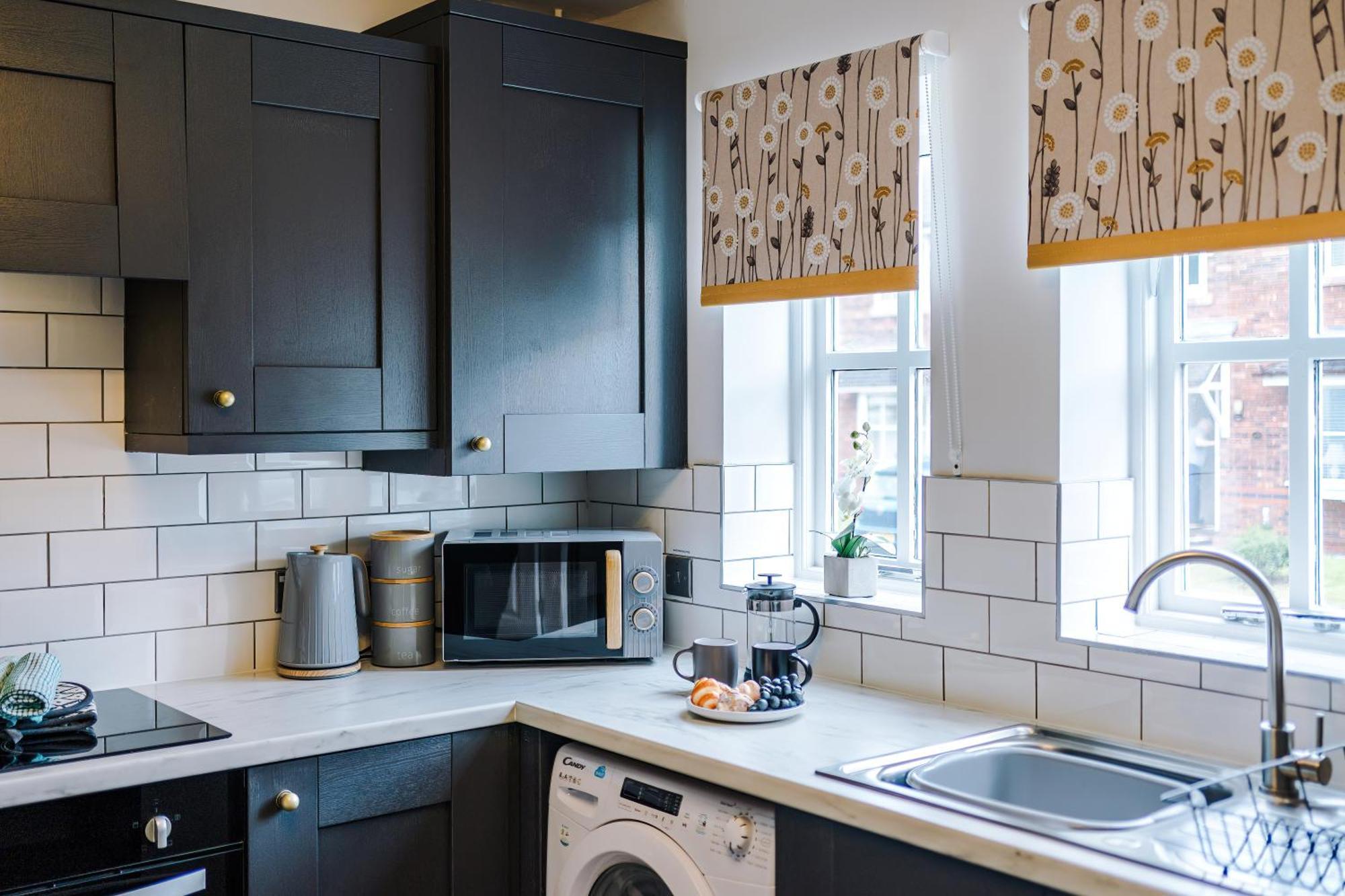 New! Stunning 3-Bed Home In Chester By 53 Degrees Property, Ideal For Groups, Free Parking! 外观 照片